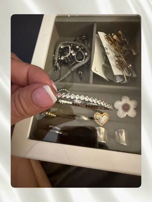 Ριβιέρα Faux Bijoux βραχιόλι σαν καινούργιο, γκρι