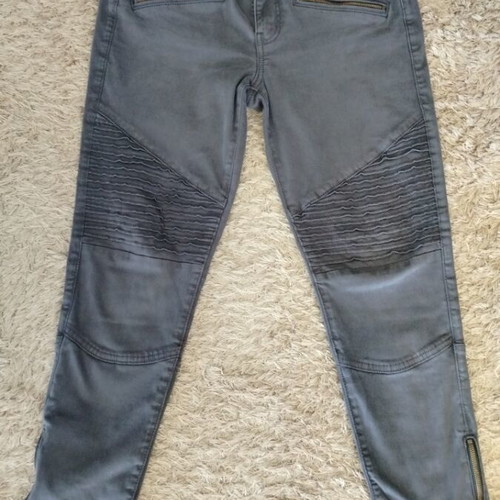 American Eagle pants like new, size US 8, black and gray