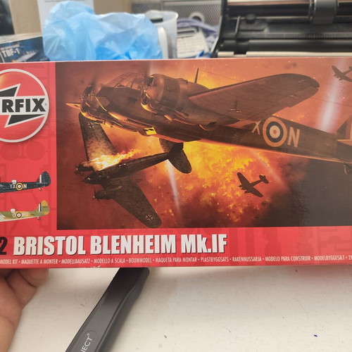 Bristol Blenheim Mk.IF Model Kit 1/72 Airfix new