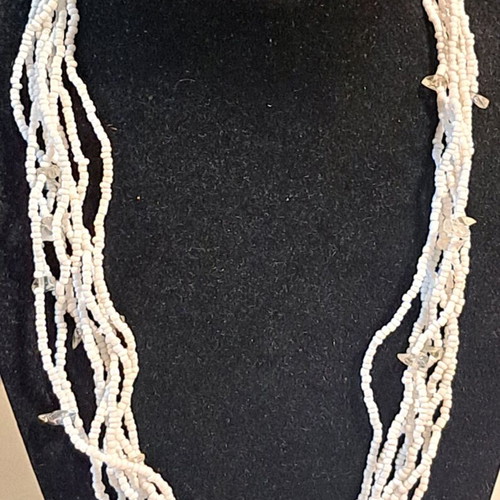 Jewelry (necklace)