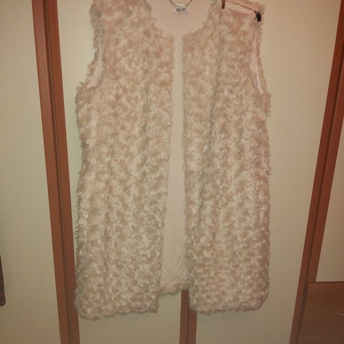 Liu Jo fur vest beige like new, size medium