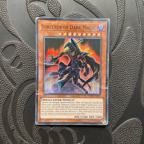 Sorcerer of Dark Magic like new Yu-Gi-Oh! card