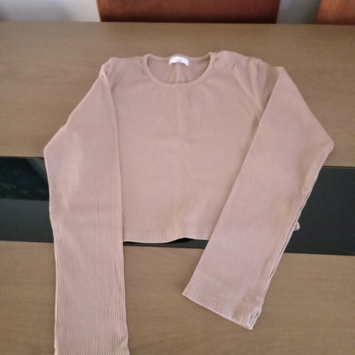 Long-sleeve crop top for 14-15 years like new