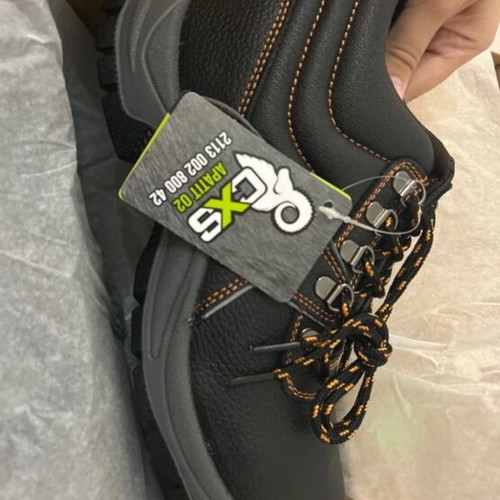 CXS boots new, unworn, size 42, black and orange