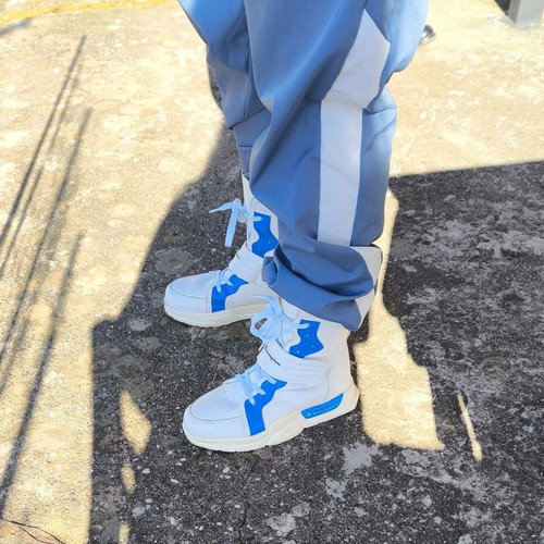 Champion athletic boots like new, size 39, white and blue