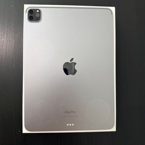 Apple iPad Pro 11” M2 256GB Wi-Fi Like New with Original Box