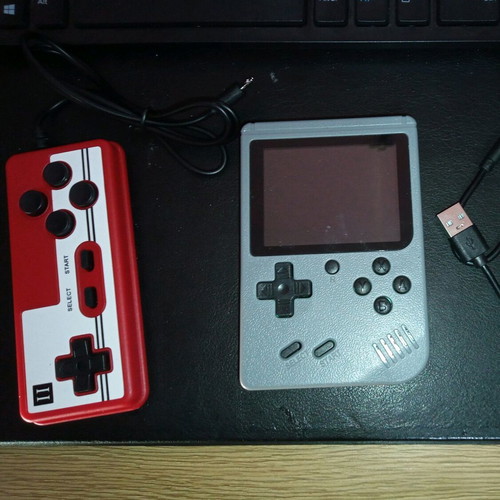Παιχνιδομηχανή Nintendo Entertainment System 800 παιχνίδια σαν καινούργιο
