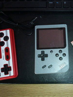 Παιχνιδομηχανή Nintendo Entertainment System 800 παιχνίδια σαν καινούργιο