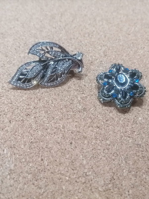 Vintage hair clips used