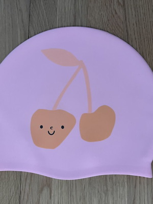 Swimming cap like new, child size for 4-5 years old