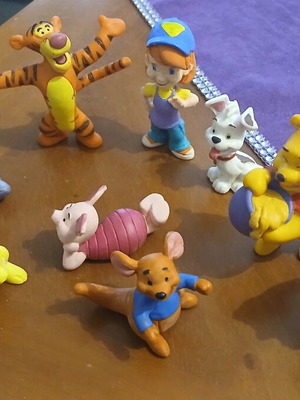 Winnie and Friends like new
