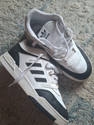 Adidas sneakers size 35 used, white