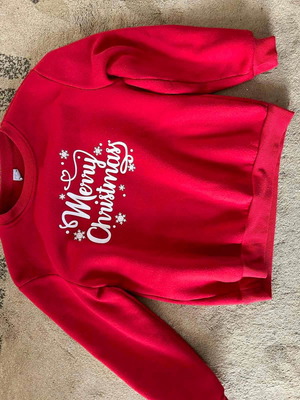 Christmas sweatshirt used for 9-year-old girl