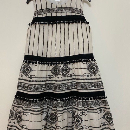 Access dress size S like new, black and white