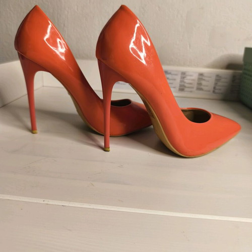 Coral patent platform heels 12 cm like new, size 40