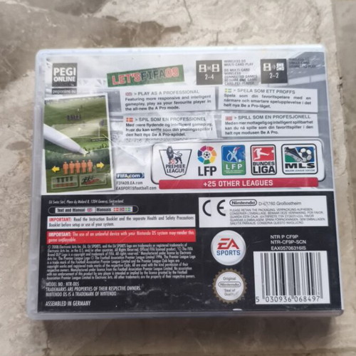 FIFA 09 Nintendo DS game used with worn case and cartridge