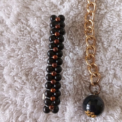 Handmade jewelry new, large necklace and black-gold hair clamer
