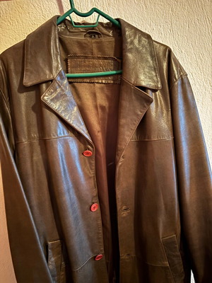 Long leather men's coat green olive like new