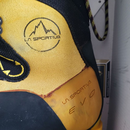 La Sportiva Nepal Evo GTX No 44 mountaineering boots used, waterproof