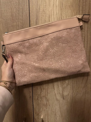 Crossbody dusty pink envelope bag new with strap