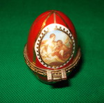 Porcelain decorative egg like new