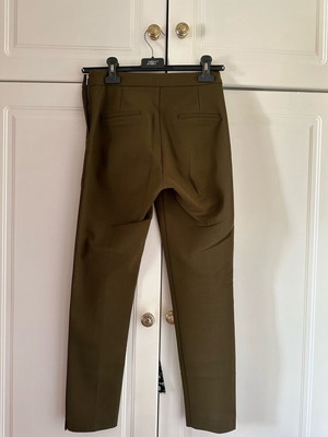 Stradivarious pants olive like new, size XS
