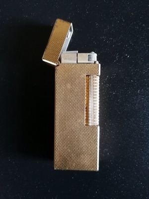Dunhill lighter used, vintage before 1975