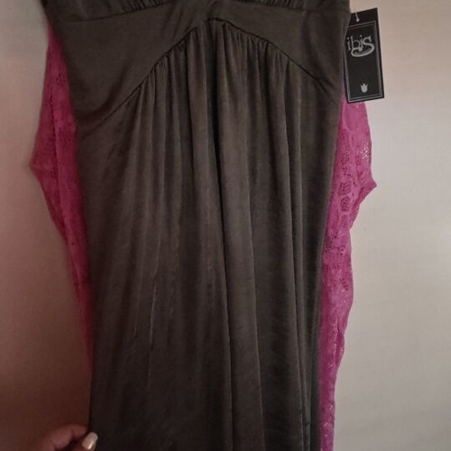 Maxi dress olive green new with tag
