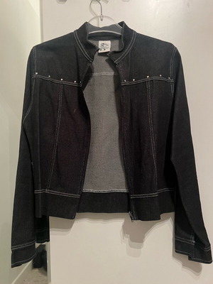 Denim jacket like new, black and gray