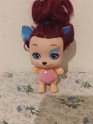 Vip Pets Bow Power Shiara 10cm like new, rubber