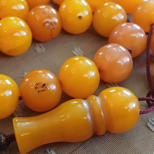Mastic Kompoloi worry beads, vintage bakelite, silver elements