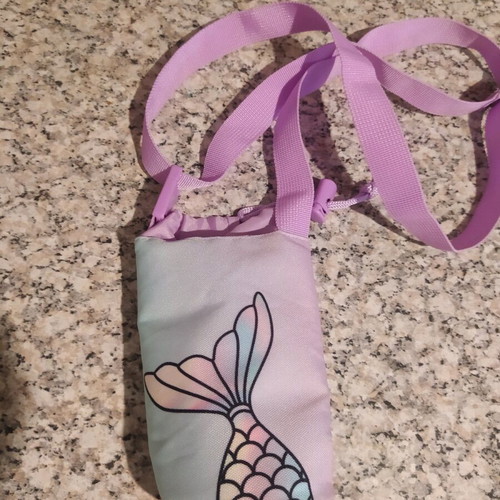 Girls' bottle holder like new
