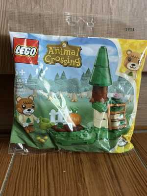 Lego Maple's Pumpkin Garden polybag 30662, Animal Crossing