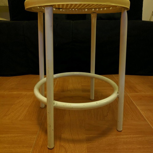 Set of 2 used kitchen stools