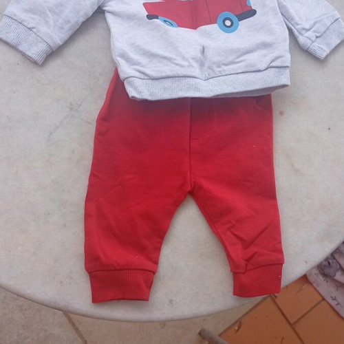 Baby romper LCW like new, size 1 to 3 months, 95% cotton