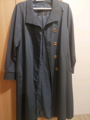 English women's trench coat like new, size S, M, lead color