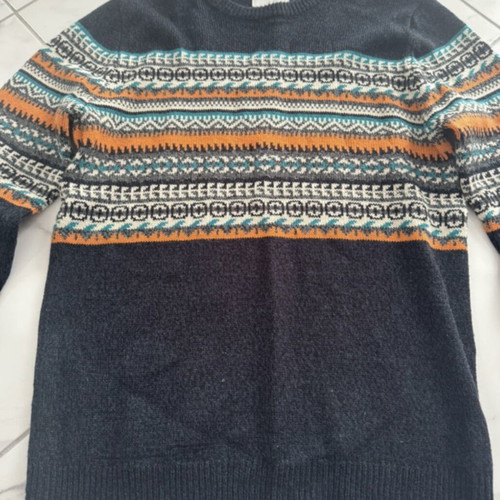 Pull & Bear men's knitted sweater XS used, multicolor
