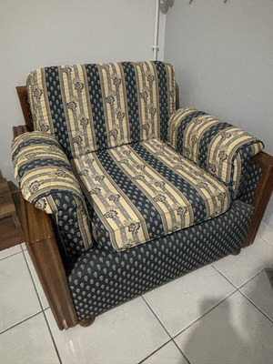 Armchair with dimensions 85x90 like new