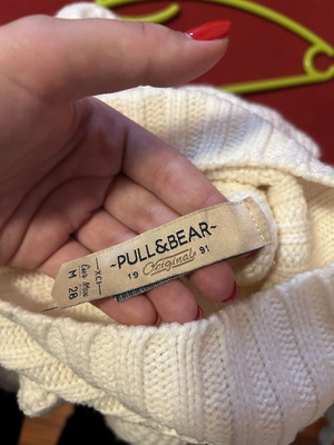 Pull&Bear knitted turtleneck sweater used, off-white