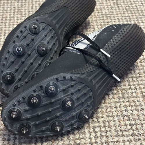 Nike athletic shoes size 43 black like new