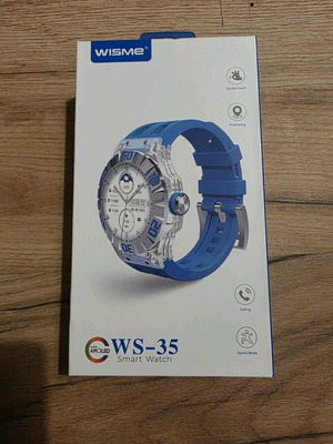 Smartwatch new in black color