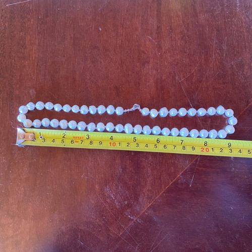 Pearl single strand necklace like new