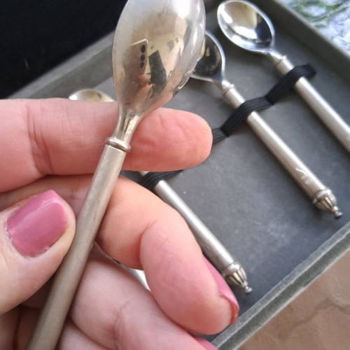 Collectible spoons like new, velvet case, late 1800s