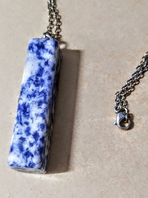 Sodalite pendant new with chain