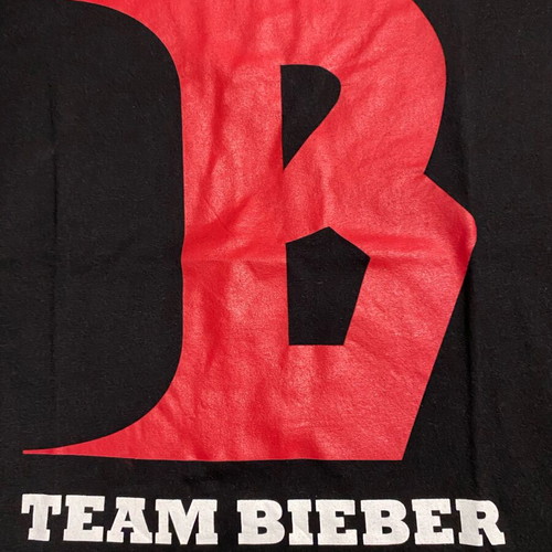 H&M Justin Bieber t shirt black with red logo like new