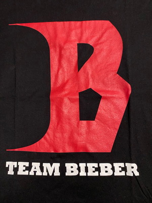 H&M Justin Bieber t shirt black with red logo like new
