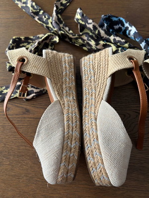 Wrangler platform sandals size 37 like new, beige, 5 cm heel