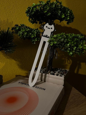 White Cat Bookmark new