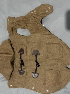 Pet clothing small size like new with removable hood