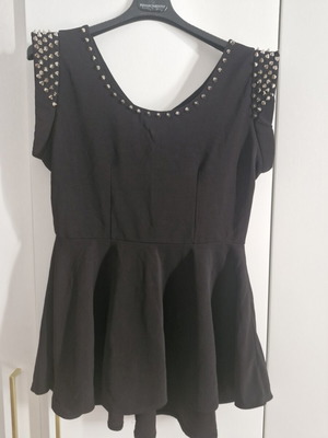 Sleeveless rock shirt Selected size 40 like new
